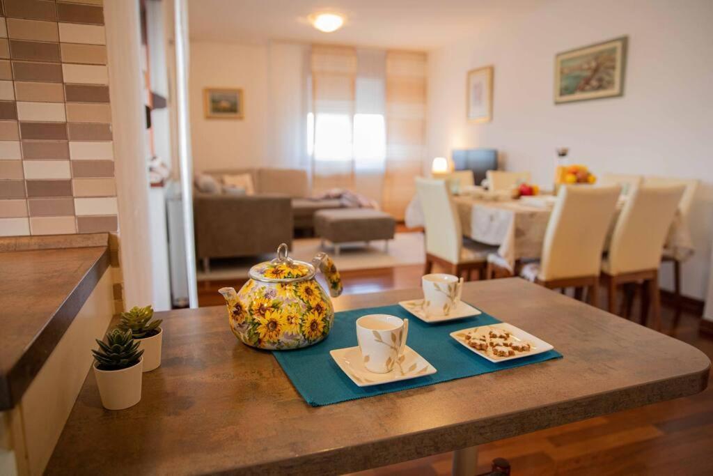 Sunny Day -Arena Zagreb , 2 Bathrooms, 102M², Exteriör bild
